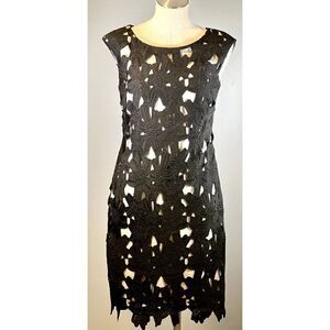 Vera Wang Lace Shift Sleeveless Dress in Black Size 4